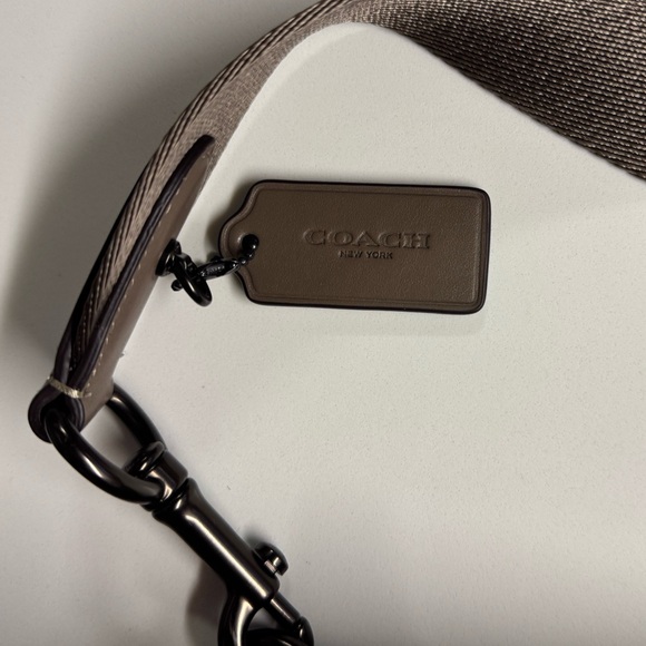 Coach I Men’s Gotham Pack I Leather Shoulder Bag I Dark Stone C5331 NWT - Picture 5 of 12